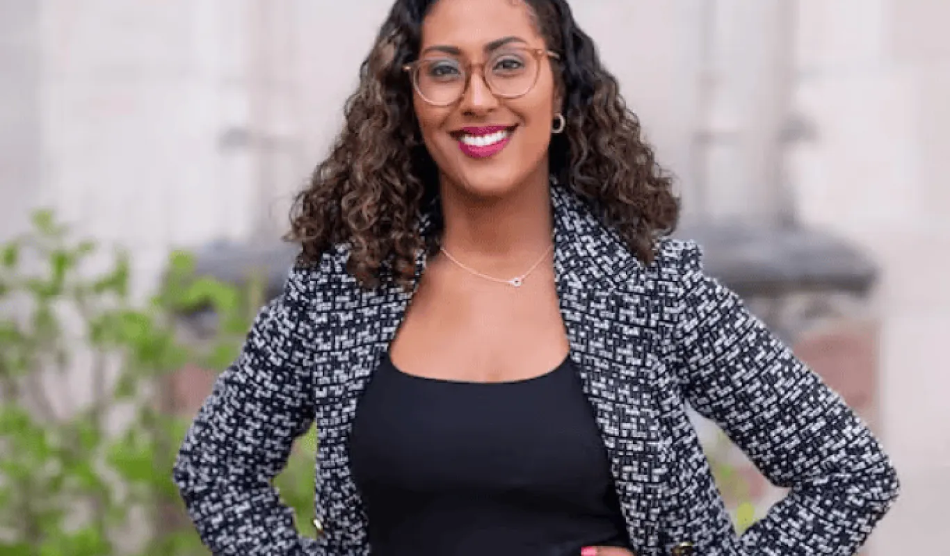 Raven Maragh-Lloyd officially accepts CRE2 Faculty Fellowship for Fall ...