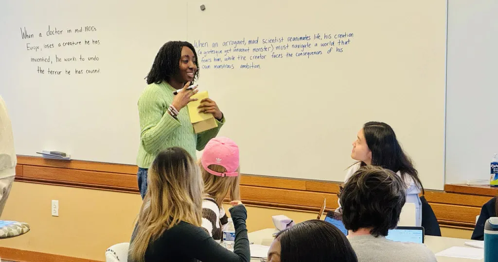 FMS major Hannah Dorval works with her team on guest Caroline Kras’s coverage challenge.